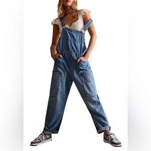 Free People
Way Back Overall - denim Lydia blue jeans overalls S
